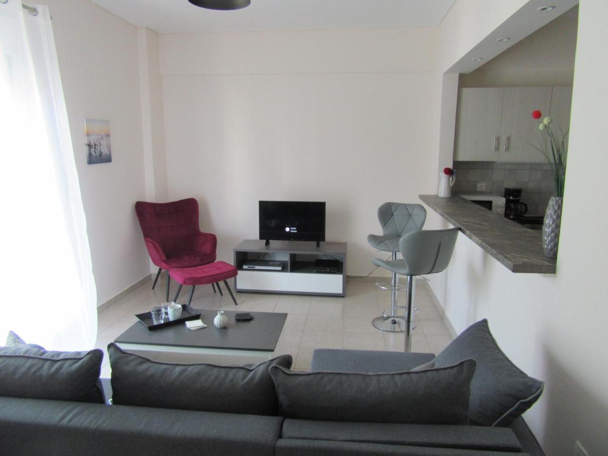 Με Θεα Το Λιμανι Apartment Piraeus Exterior photo