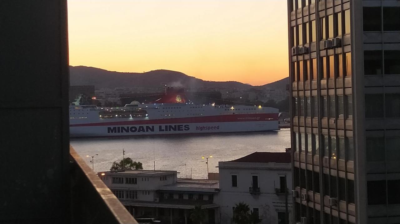 Με Θεα Το Λιμανι Apartment Piraeus Exterior photo